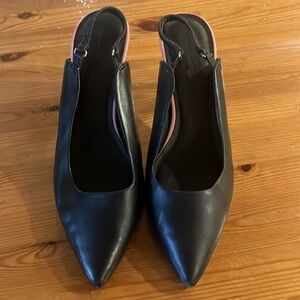 Cupcakes and cashmere  leather woman sling back heels shoes size 10